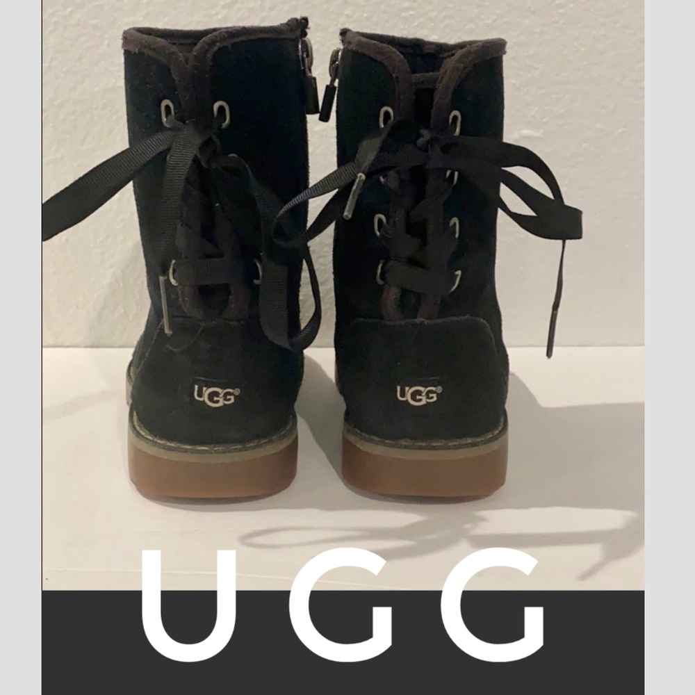 Authentic UGG little girls black suede boots sz 2